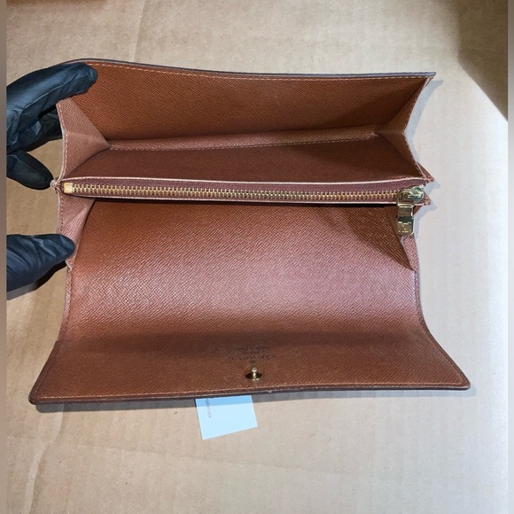 ✅AUTHENTIC LONG SARAH WALLET LOUIS VUITTON - Picture 4 of 13